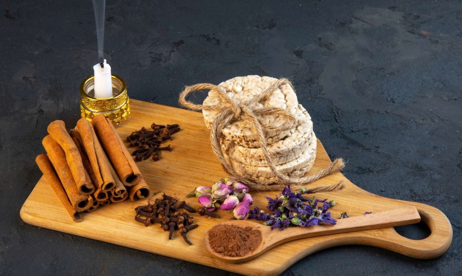 5 إضافات سحرية للماء تساعد مرضى السكري والضغط