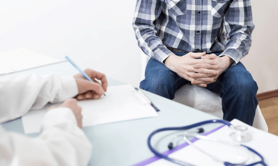 أعراض تمزق الخصية وأسبابها وعلاجها