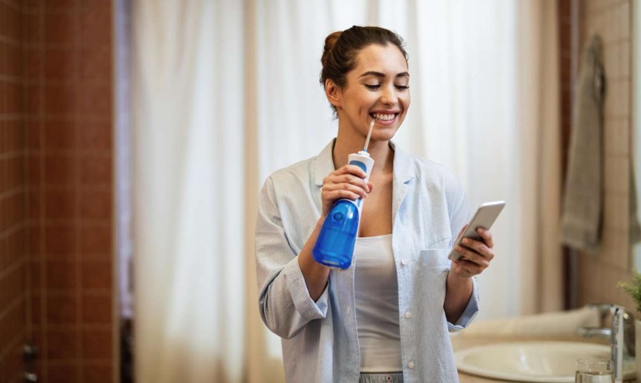 الخيط المائي الحل الأمثل لنظافة فم مثالية