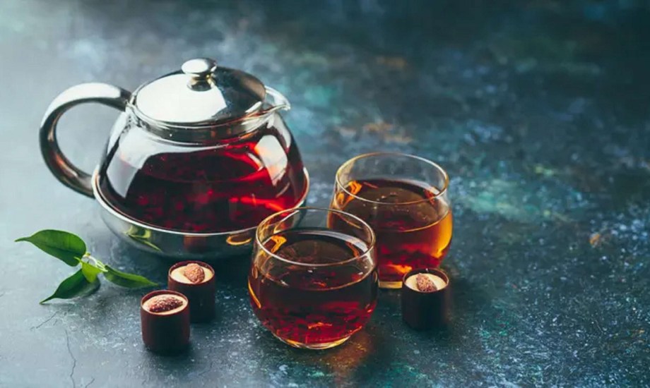 في اليوم العالمي للشاي.. كيف يؤثر السكر على فوائد هذا المشروب العريق؟