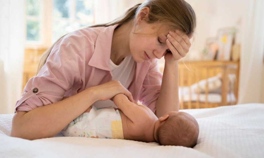 دراسة جديدة تحدد الفئات الأكثر عرضة للذهان بعد الولادة