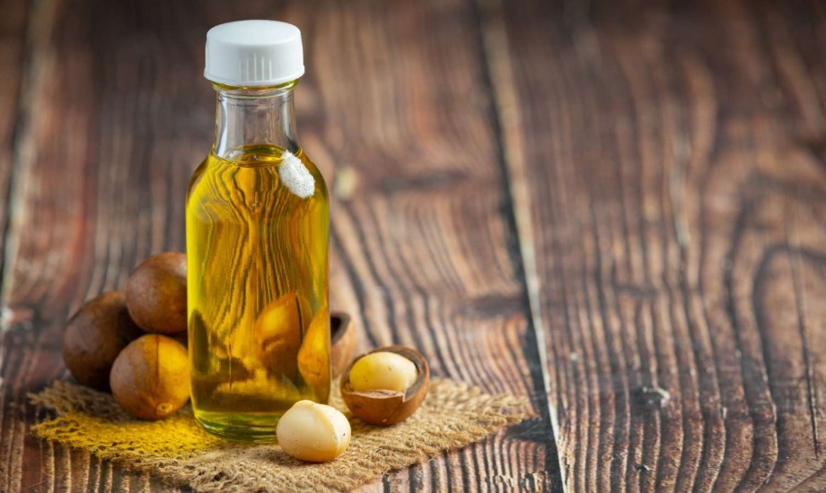 دليل شامل لاستخدام زيت الجوجوبا