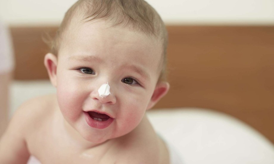 طرق علاج جفاف بشرة الرضع