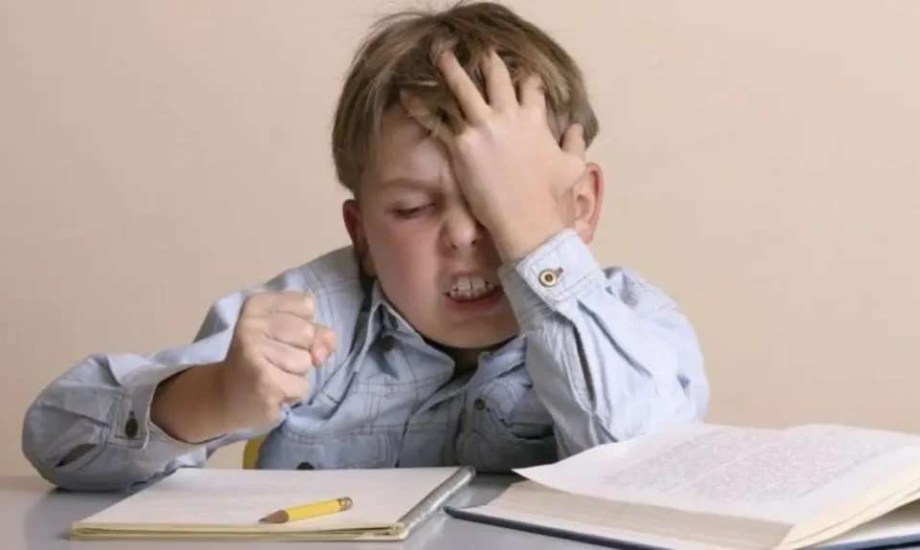 كيف يمكن علاج تشتت الانتباه عند الأطفال؟