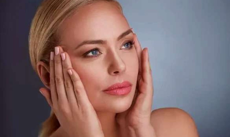 حلول سحرية لشد البشرة دون عمليات تجميل