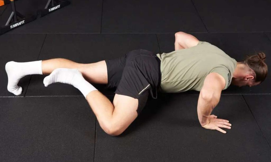 تمرين سبايدر مان يعزز القوة والمرونة ويحرق الدهون