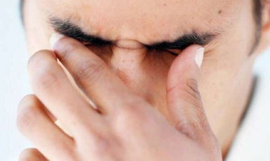 كيف يمكن للجنس أن يهدد سلامة عينيك؟