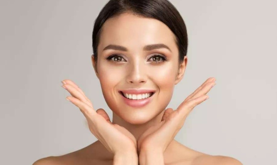 5 طرق سهلة لإدخال الليمون الهندي في روتين العناية اليومي ببشرتك