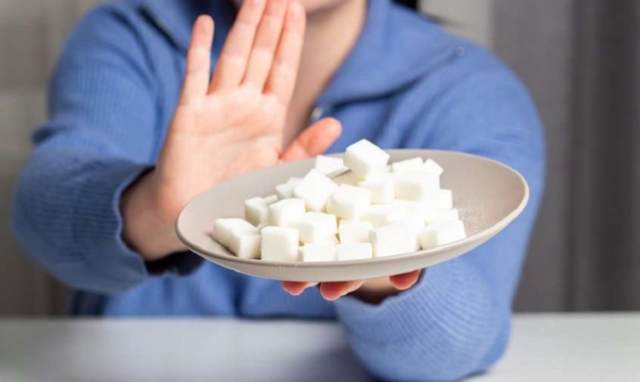 ماذا يحدث عند التوقف عن تناول السكر لمدة أسبوعين؟