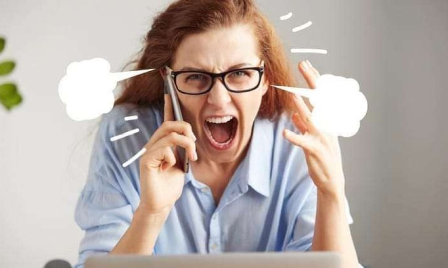 النساء يصبحن أكثر قدرة على ضبط الغضب بعد منتصف العمر