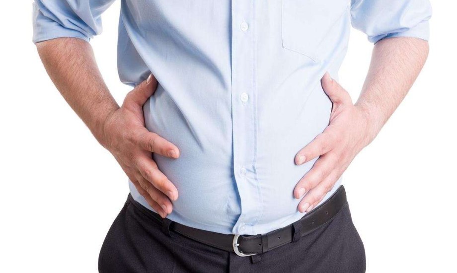 الكرش الخفيف سر الجاذبية وطول العمر.. مفاجأة علمية للرجال