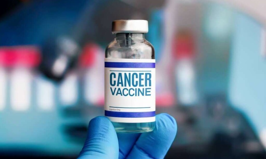 العلاج المناعي أم الكيميائي.. أيهما أكثر فعالية في مكافحة خلايا الأورام؟