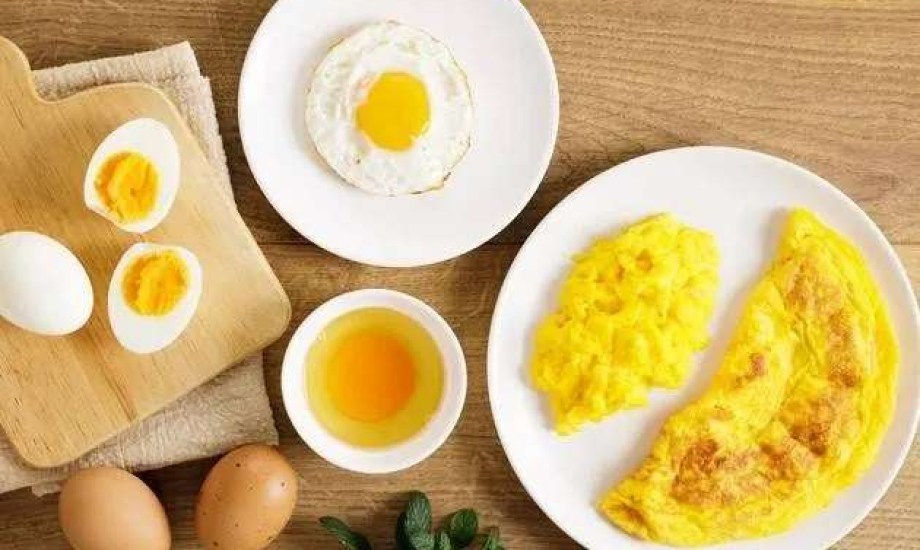 مسلوق أم مقلي.. كيف تختار أفضل طريقة لطهي البيض؟