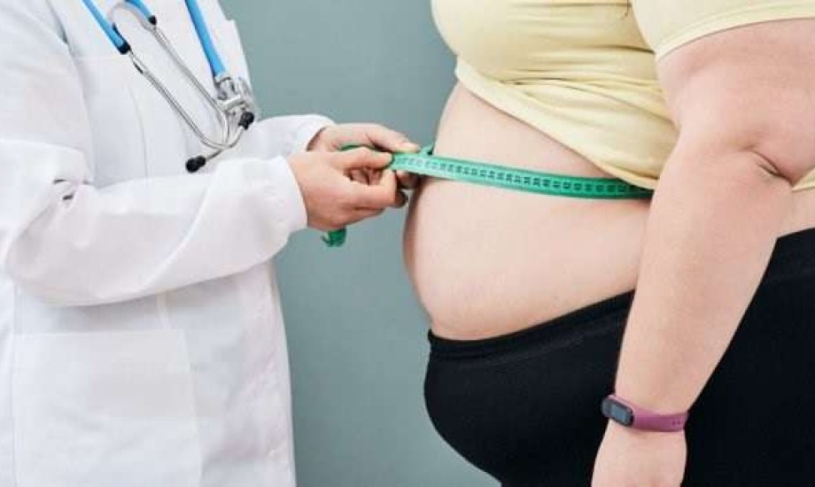 مخاطر جراحات السمنة للمراهقيين