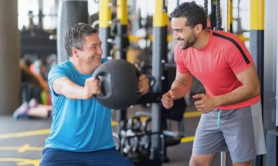 6 خيارات ذكية لتعزيز طاقتك في الجيم