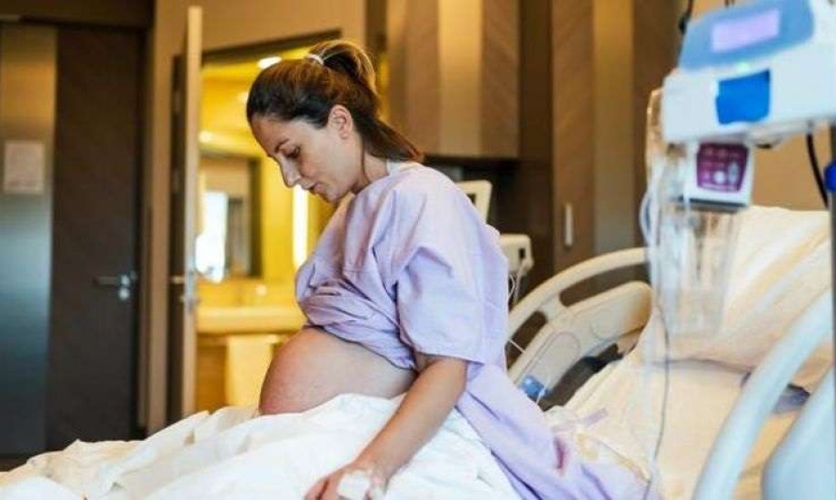واحدة من كل 60 امرأة تواجه مضاعفات خطيرة في الولادة القيصرية