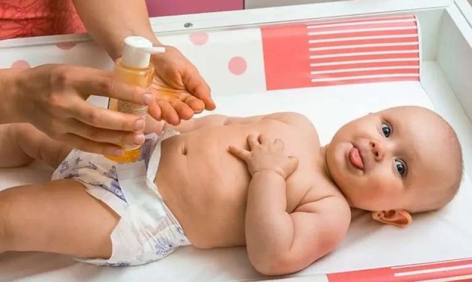 ما الآثار الجانبية المحتملة لزيت الأطفال؟