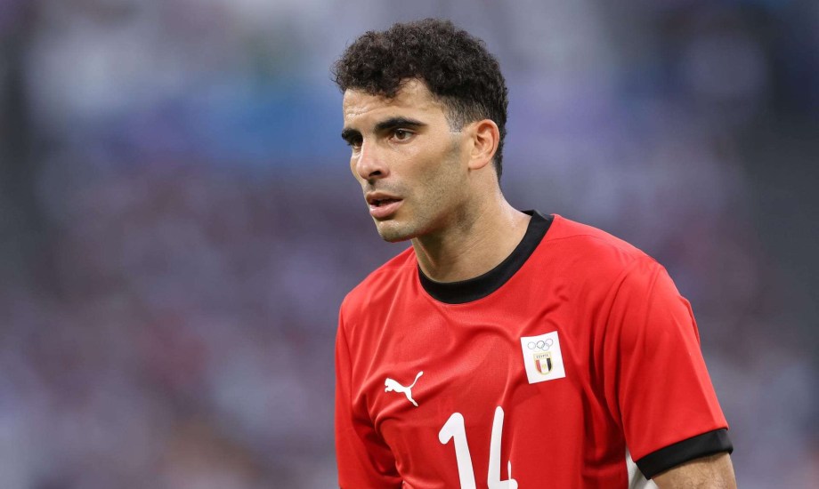 لاعب النادي الأهلي زيزو