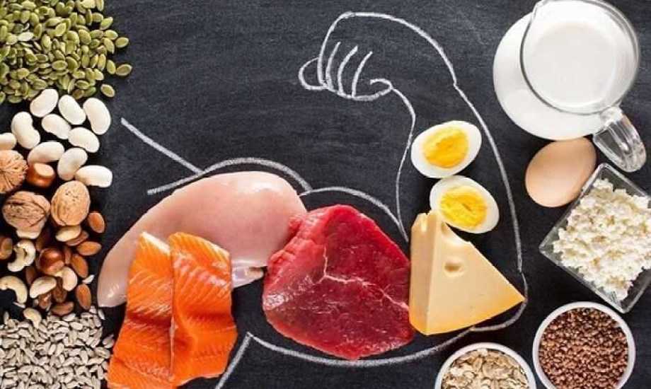 أفضل 8 أطعمة لبناء عضلات قوية