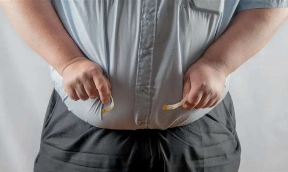 رجال بوزن زائد يتعرضون للتمييز في المتاجر