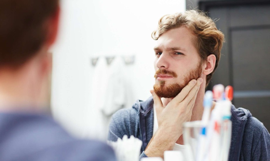 العناية بالبشرة للرجال