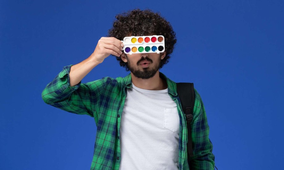 لماذا يرى الرجال الألوان بشكل مختلف؟