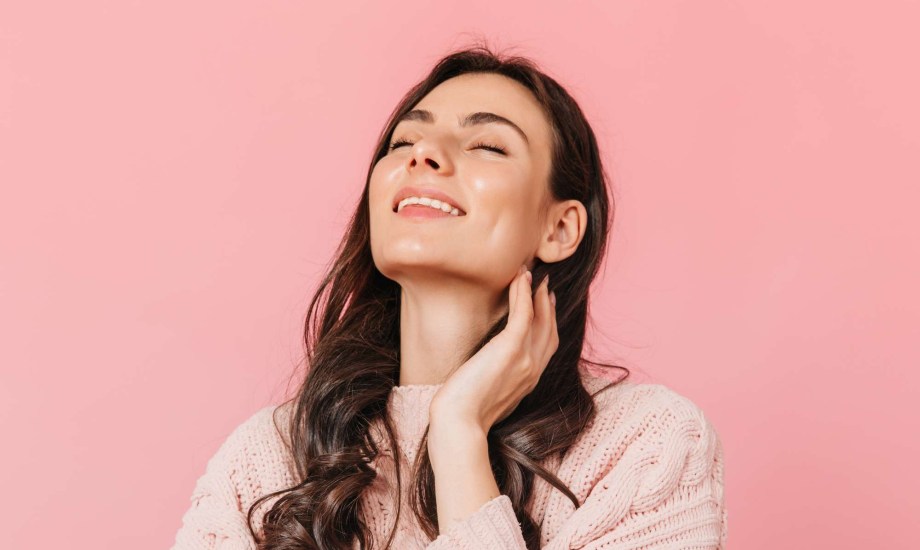 أطعمة تؤثر سلباً على نضارة البشرة