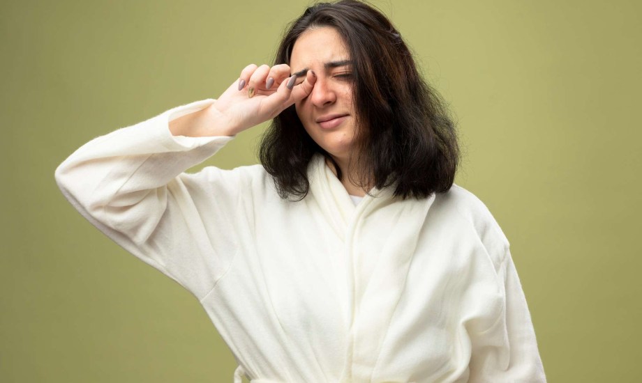 تأثير الهواء المحمل بالأتربة على العيون