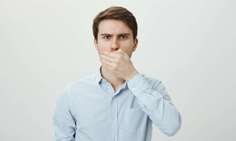 التخلص من رائحة الفم الكريهة