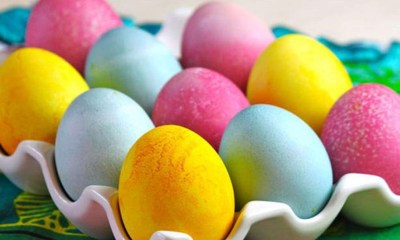 5 صبغات طبيعية لتلوين بيض شم النسيم