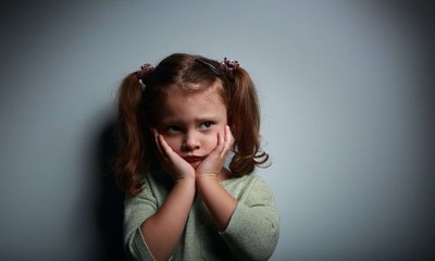 كيفية التعامل مع المخاوف الوهمية لدى طفلك