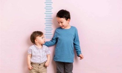 أسباب ضعف هرمون النمو عند الأطفال