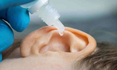 القطرات الطبية تساعد في تنظيف الأذن