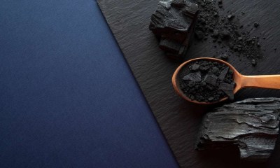 يعد أقنعة الفحم من منتجات العناية بالبشرة
