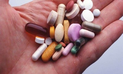 5 مكملات غذائية تزيد خطر الإصابة بالأورام