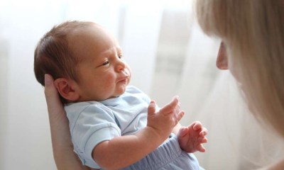 كيف تشخص مشاكل طفلك الصحية من لون بشرته؟