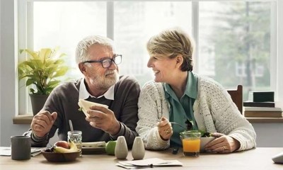 خسارة الوزن تضعف العظام.. والسترات المثقلة لا تفيد كبار السن