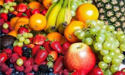 5 فواكه يُنصح بتناولها على معدة فارغة