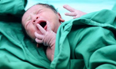 هل يؤثر موعد الولادة على ذكاء طفلك؟