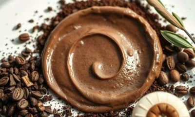 كيف تقاوم زبدة القهوة فرط التصبغ؟