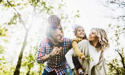 لماذا تشيخ الأمهات أسرع من الآباء؟