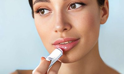 أفضل 8 خيارات مرطبات للشفاه الجافة