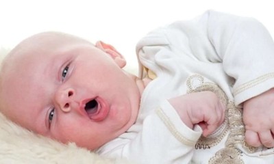 لماذا يعتبر الرضع الأكثر عرضة لمضاعفات السعال الديكي؟