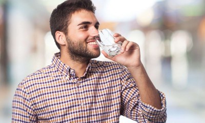 شرب الماء الكافي