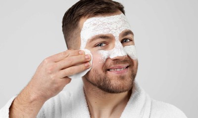 كم مرة يجب تقشير البشرة للرجال
