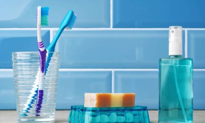 تخزين فرشاة أسنانك بجوار المرحاض