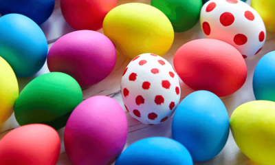 البيض الملون