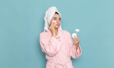 استخدام منظف لطيف للبشرة