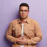 6 أطعمة غنية بالألياف لا تسبب انتفاخ