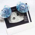 متى تشعرين بركلات الجنين أثناء الحمل بتوأم؟